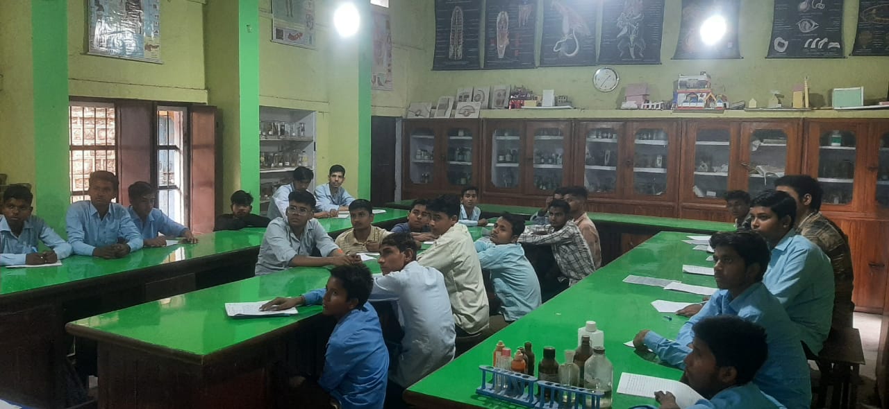 जीव विज्ञान प्रयोगशाला